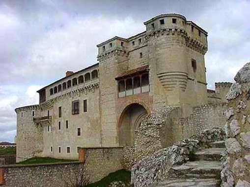 2castillo-de-cuellar