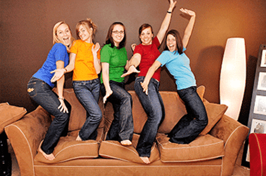 Viajar barato con Couchsurfing